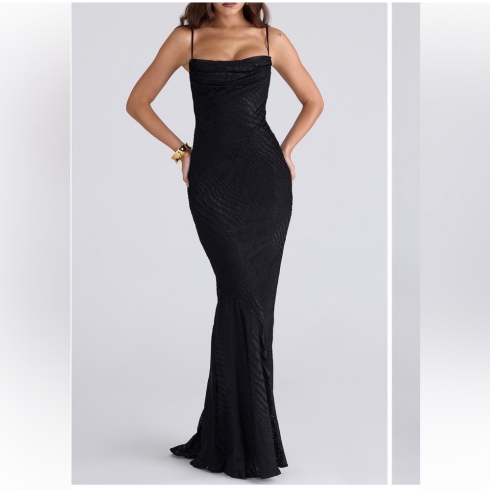 ✨NEW✨House of CB Nalani Satin Burnout
Gown Dress Black Maxi Medium
